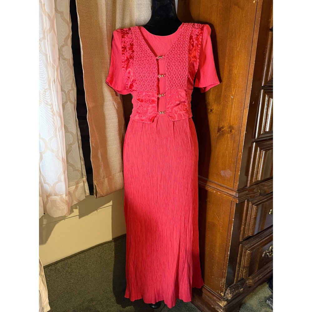 Ms. Classic Maxi Dress Women 14 Coral Pink Good Vintage Crochet Crinkle USA